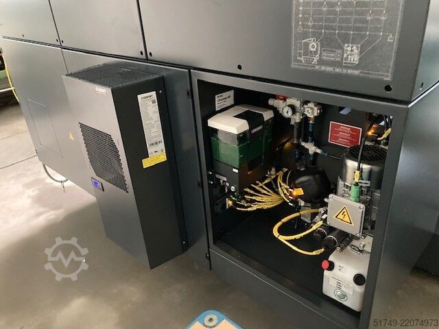 Vertikales Bearbeitungszentrum DMG-Mori M1