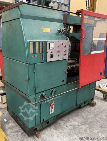 Zahnrad-Abwälzfräsmaschine CELTA C-4