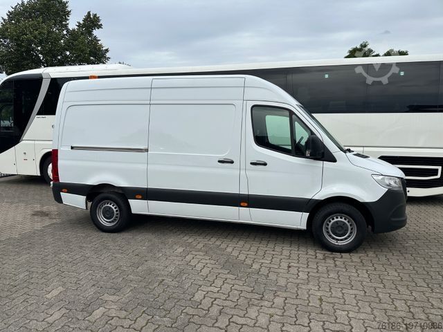 High top van MERCEDES-BENZ Sprinter 316 CDI Klima Werkstatt AHK Kamera Temp
