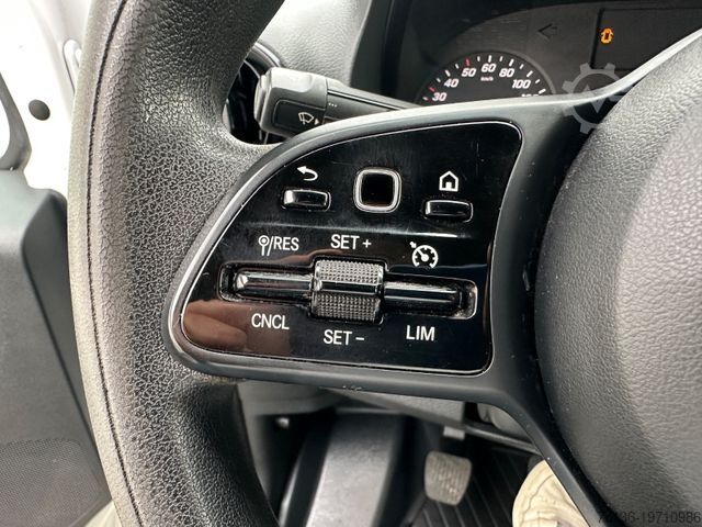High top van MERCEDES-BENZ Sprinter 316 CDI Klima Werkstatt AHK Kamera Temp