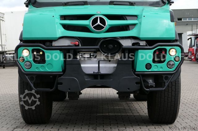 Three-sided tipper truck MERCEDES-BENZ Unimog U427 3-Seitenkipper 4x4 Kamera Euro 6