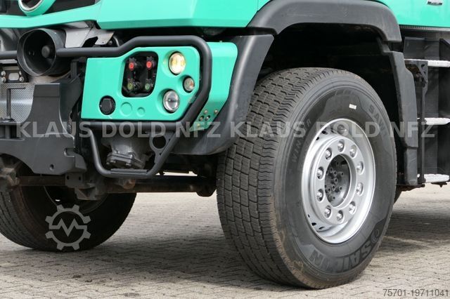 Three-sided tipper truck MERCEDES-BENZ Unimog U427 3-Seitenkipper 4x4 Kamera Euro 6
