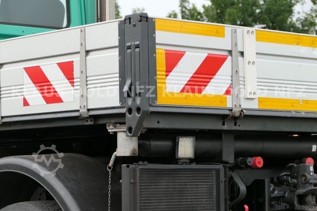 Three-sided tipper truck MERCEDES-BENZ Unimog U427 3-Seitenkipper 4x4 Kamera Euro 6
