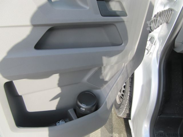 Kleinbus VOLKSWAGEN T6.1 Transporter Kombi Kombi lang 4MOTION 4x4