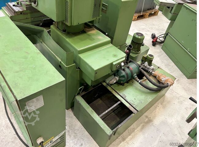 Cylindrical Grinding Machine KELLENBERGER 600 U Nr. 33