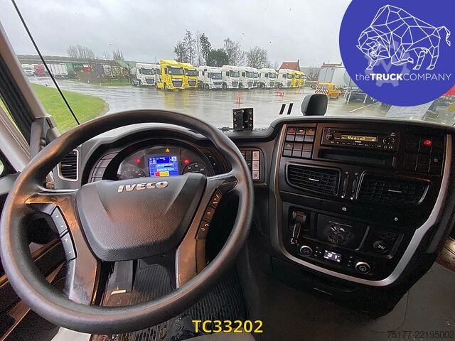 Sliding tarpaulin Iveco Stralis 420