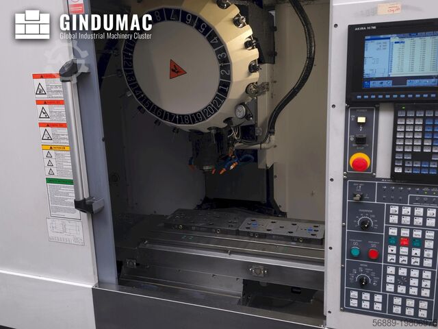 Vertical Machining Centre Akira Seiki PC700HSC
