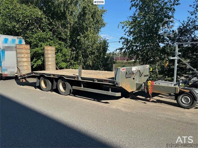 Low loader McCauley machine trailer
