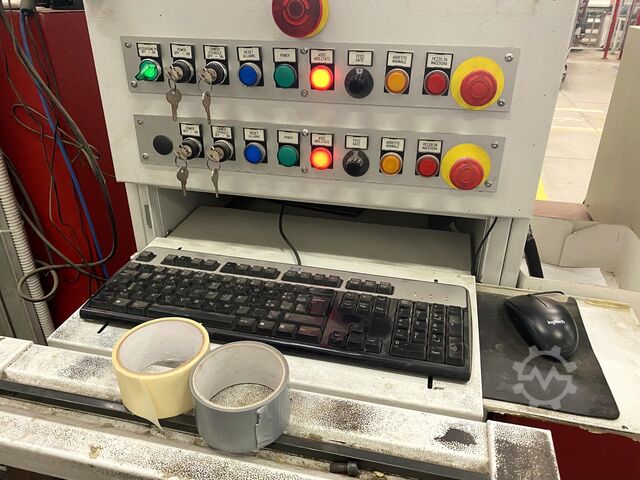 Bearbeitungszentrum mit Durchlauf BREMA VEKTOR PI25-11 1R8-1GF-1MI