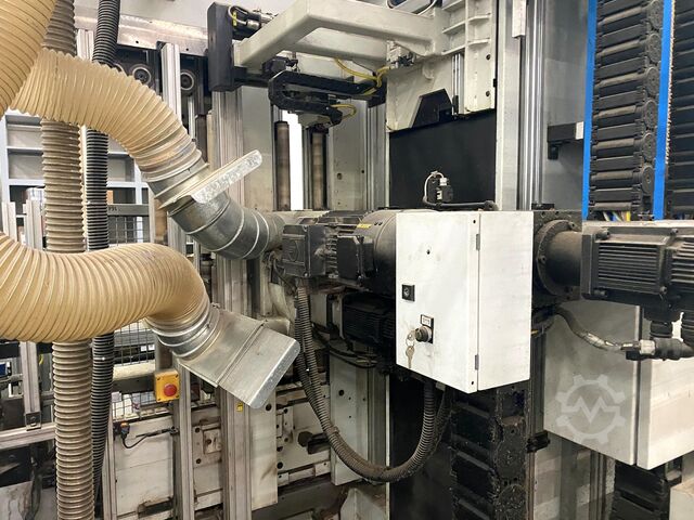 Bearbeitungszentrum mit Durchlauf BREMA VEKTOR PI25-11 1R8-1GF-1MI