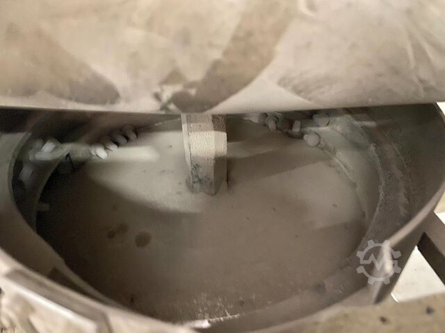 Bearbeitungszentrum mit Durchlauf BREMA VEKTOR PI25-11 1R8-1GF-1MI