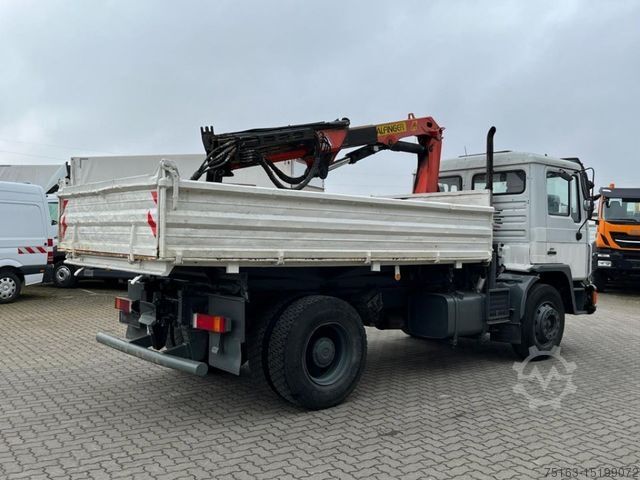Kipper LKW MAN F90 18.232 FK 2-Achs Kipper Kran Palf. PK 8000