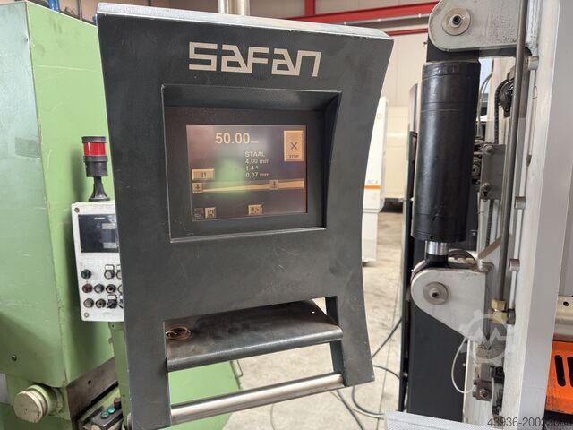 Guillotine SAFAN - HT 255-8 Safan HT 255-8