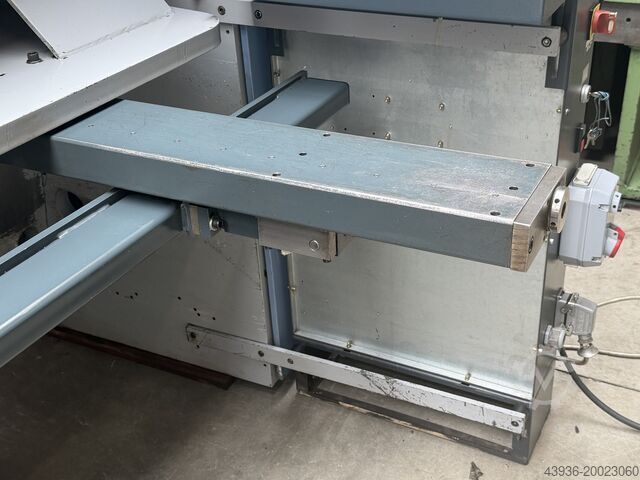Guillotine SAFAN - HT 255-8 Safan HT 255-8
