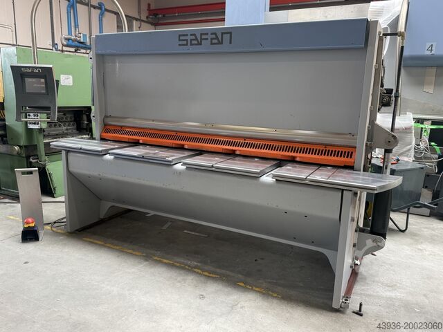 Guillotine SAFAN - HT 255-8 Safan HT 255-8