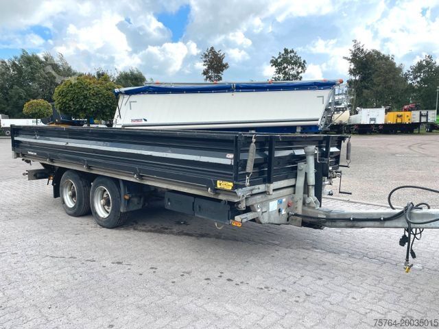 Dreiseitenkipper Anhänger HUMBAUR Stahl 3-Seiten-Tandemkipper / Alu-Rampen