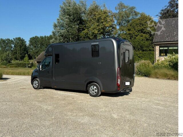 Van Opel Movano Krismar 1-2 Pferde Hengstversion/5 Sitze