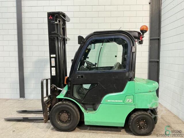 Gabelstapler Mitsubishi FD25N3
