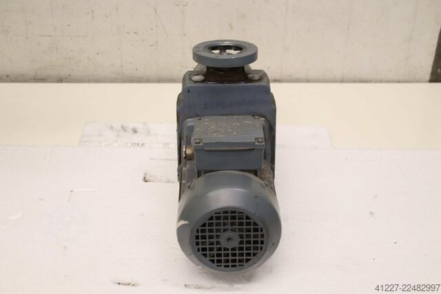 Variable speed geared motor 0.37 kW 8.5-42 rpm SEW-EURODRIVE R40 D16 DT71D4