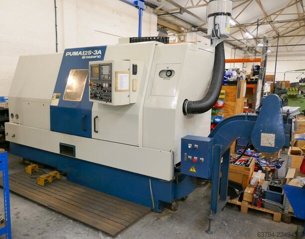 CNC lathe DAEWOO Puma 12S-3A CNC Lathe