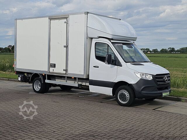 Suitcase MERCEDES-BENZ SPRINTER 515 Bakwagen Laadklep!