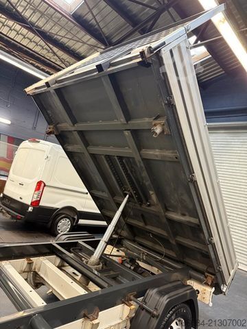 Transporter mit Kipper CITROEN Jumper 35 L2 3 Seiten Kipper AHK 3,0T 1.Hand