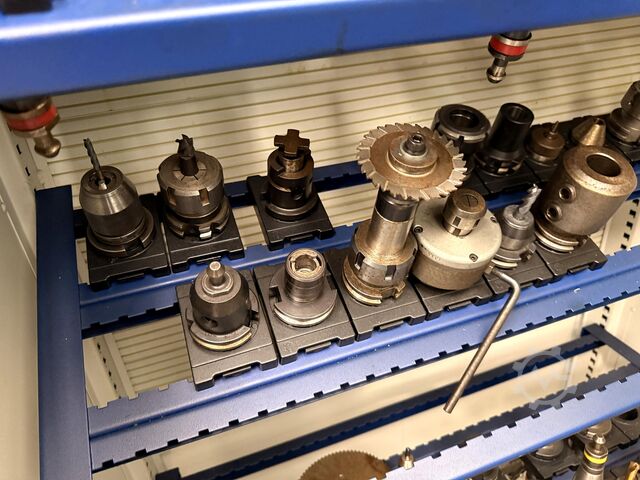 Lot of SK 40 tool holders SK 40 Tool Holders