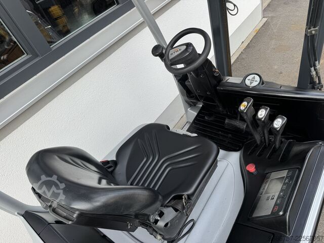 Forklift STILL RX20-20