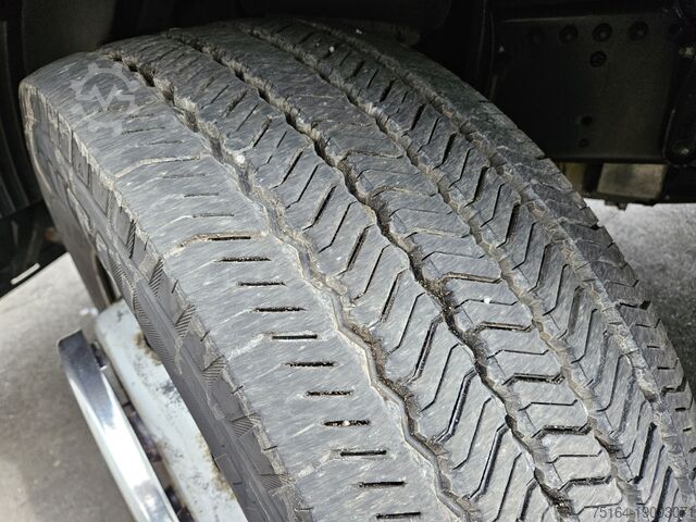 Truck with box body MAN TGX 18.360 4x2