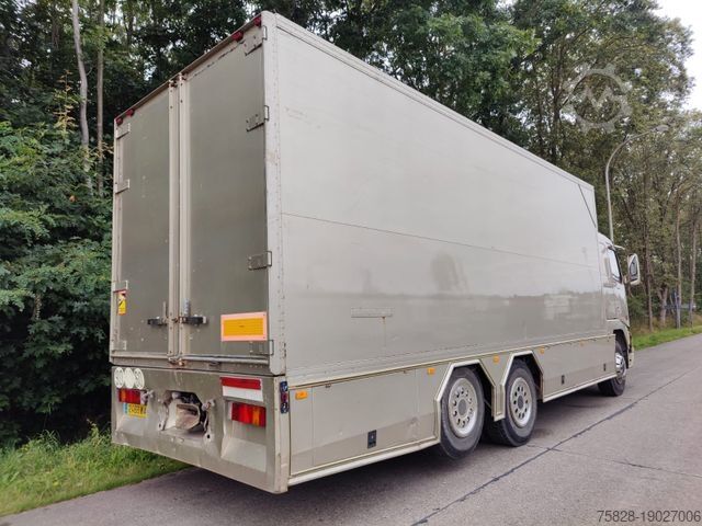 LKW mit Kofferaufbau VOLVO FH16   470    6x2