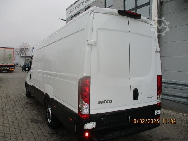 High top van IVECO 35S16V