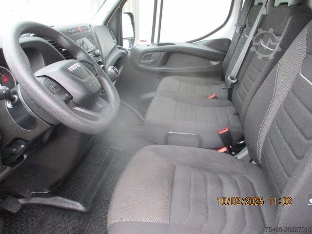 High top van IVECO 35S16V
