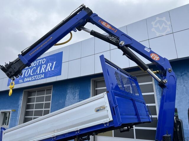 Tipper van with crane Mitsubishi Canter 7c18