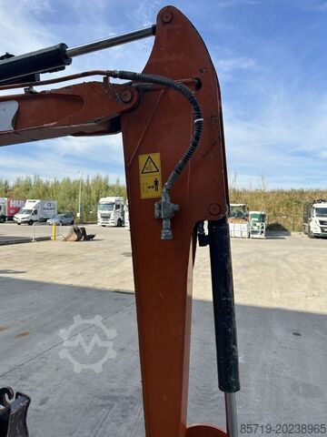 Mini excavator Hitachi ZX33U-6 (7740)