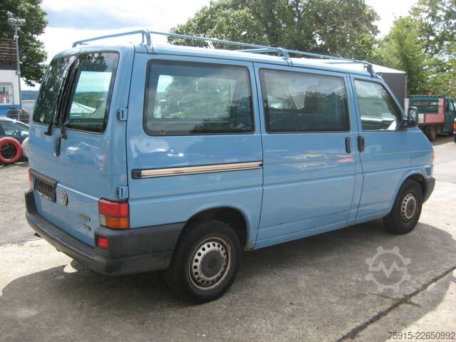 Kleinbus VW T4 2,5 TDI Flügeltüren Dachträger ex9-Sitzer TÜV
