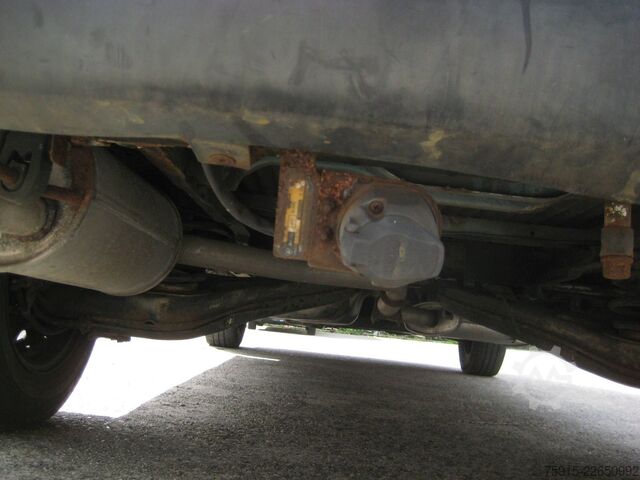 Kleinbus VW T4 2,5 TDI Flügeltüren Dachträger ex9-Sitzer TÜV