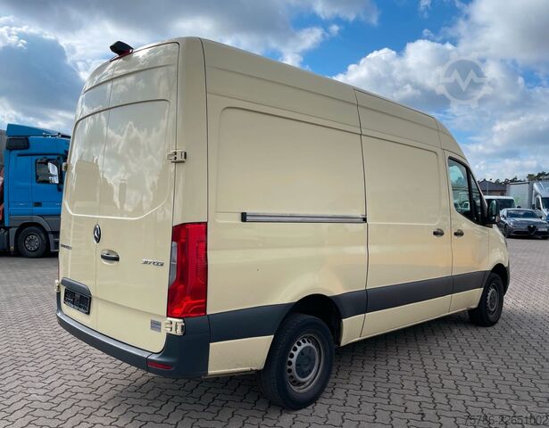 Kühltransporter MERCEDES-BENZ Sprinter 317 CDI KA L2/ Frischdienst/ MBUX/ AC