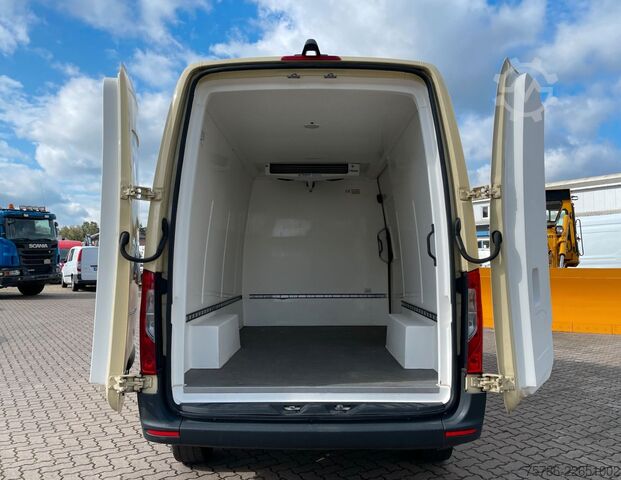 Kühltransporter MERCEDES-BENZ Sprinter 317 CDI KA L2/ Frischdienst/ MBUX/ AC
