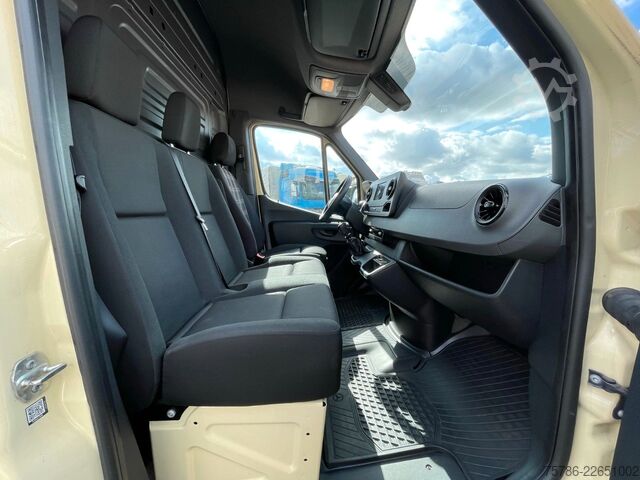 Kühltransporter MERCEDES-BENZ Sprinter 317 CDI KA L2/ Frischdienst/ MBUX/ AC
