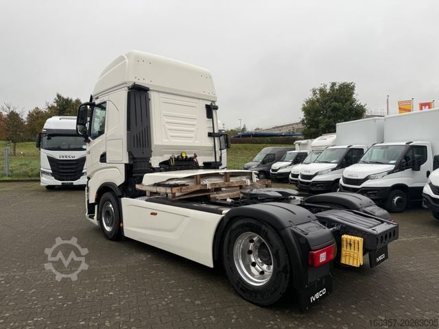 Standard tractor unit IVECO STRALIS S-WAY AS440S58T/P Intarder