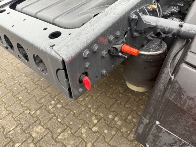 Standard tractor unit IVECO Stralis X-WAY AS440X50T/P  ON+ Nebenantrieb
