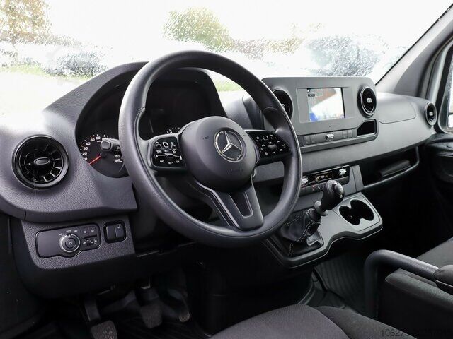 Box van Mercedes-Benz Sprinter317CDI Maxi Koffer,LBW,Klima,Kamera