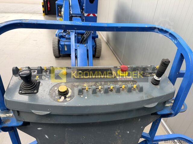 Gelenkteleskoparbeitsbühne JLG E 400 AJP 3D
