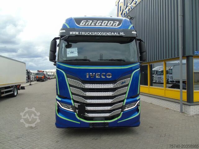 Standard-SZM Iveco S-WAY 460 + LNG + LOW KM !!!! + FULL OPTION