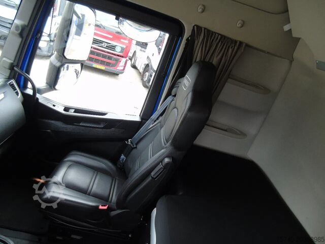 Standard-SZM Iveco S-WAY 460 + LNG + LOW KM !!!! + FULL OPTION