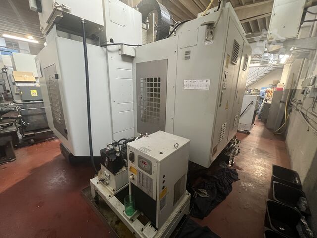 VERTIKALES BEARBEITUNGSZENTRUM MAXIMART Q-13