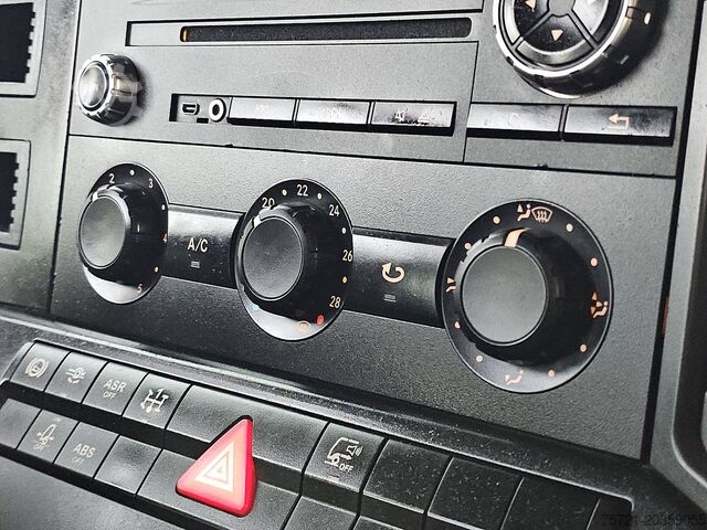 Loading platform MERCEDES-BENZ AROCS 3240 Palfinger PK 27001-E