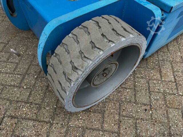 Articulated boom lift Genie Z30/20N RJ Hoogwerker Knikarmhoogwerker (2010)