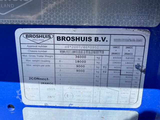 Container transport Broshuis 2Connect 2AKCC / 4 Axles / 3x Steering Axle / 2...