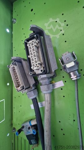 Spritzgießmaschine ENGEL VICTORY 330H-80V-90 combi